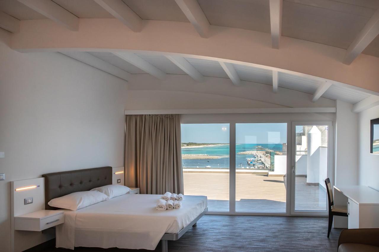 Nauticus Hotel Ugento Torre San Giovanni Buitenkant foto